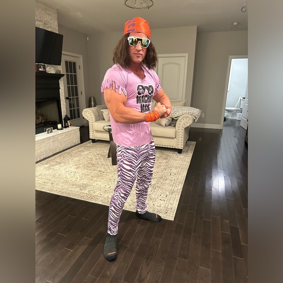 WWE Macho Man Savage Halloween Costume- Men’s size Medium - Picture 4 of 4